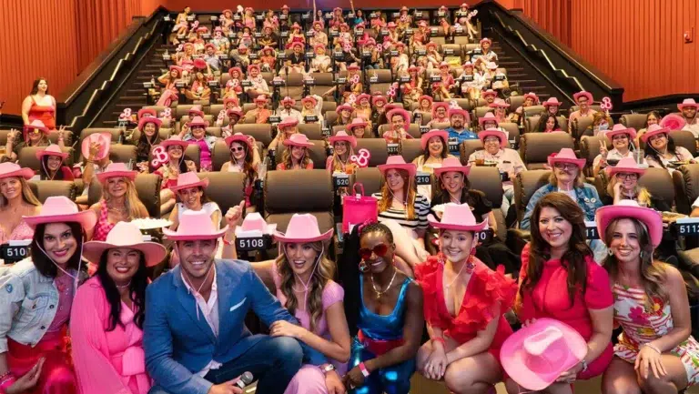 estrategias y canales de marketing de mattel